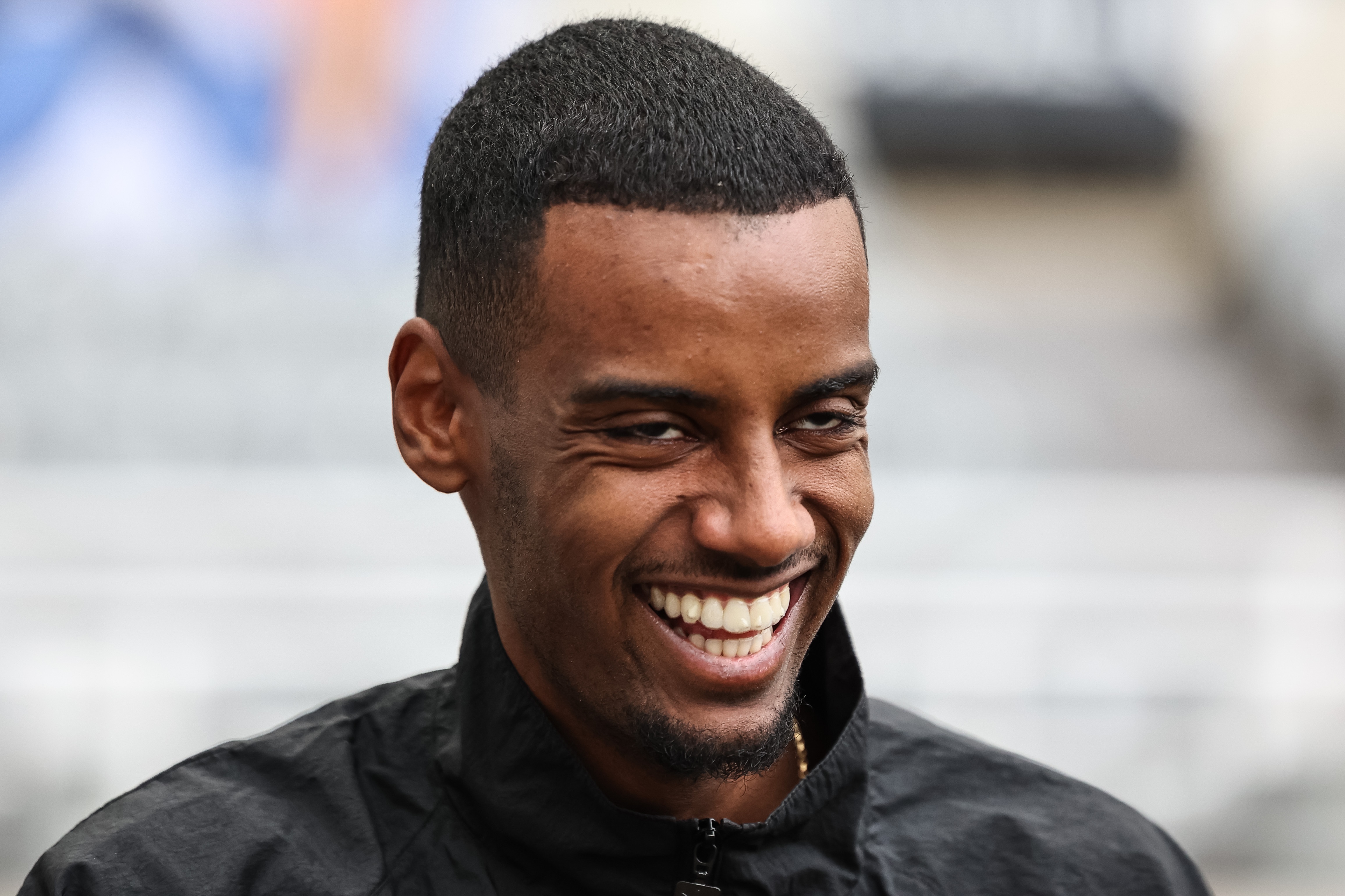 爱游戏数据中心-瑞典主帅：伊萨克是非常敬业的球员，眼下情况很复杂不能妄下结论