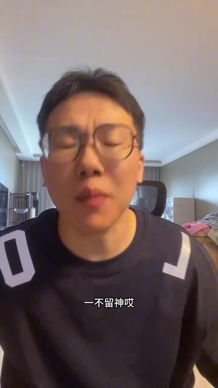 爱游戏用户社区-媒体人前瞻马刺新赛季：后场阵容持续拥挤 文班亚马与字母哥联袂可能性探析