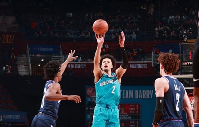 爱游戏入口站-全明星首日赢家与输家 状元收获荣誉猛龙小将社死